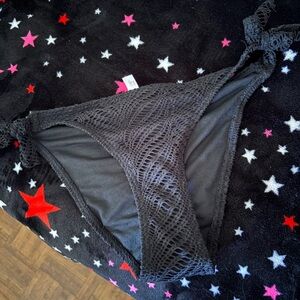 La Vie En Rose Black Bikini Bottom Small